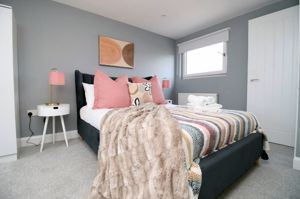 Photo 13- click for photo gallery